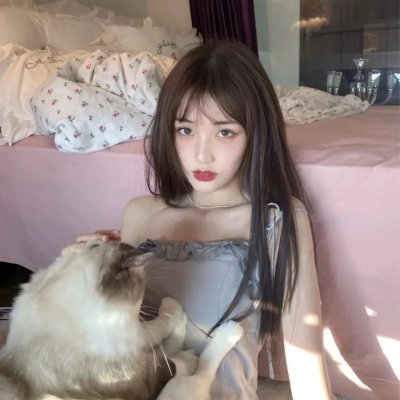 女管家
